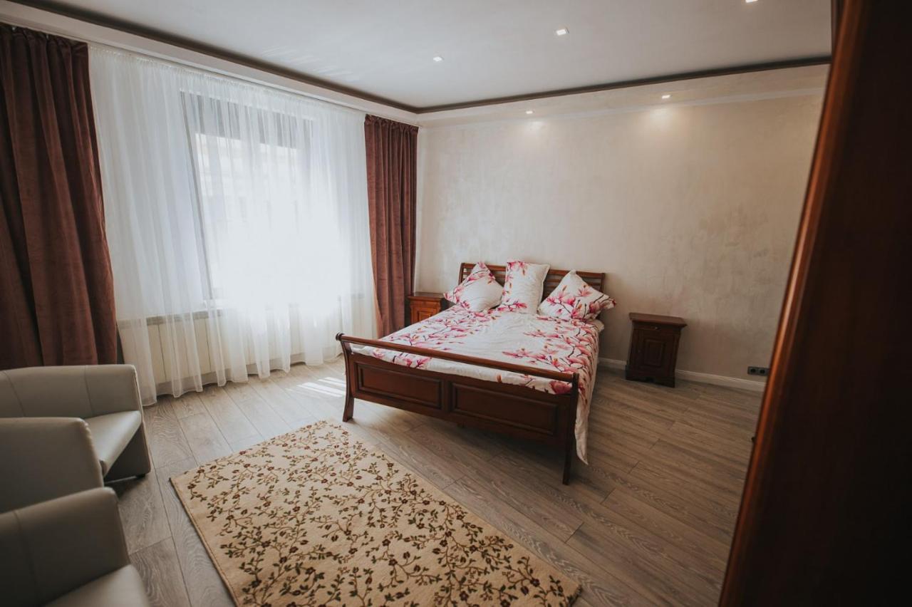 Endlich Zuhause Hotel Сибиу Екстериор снимка