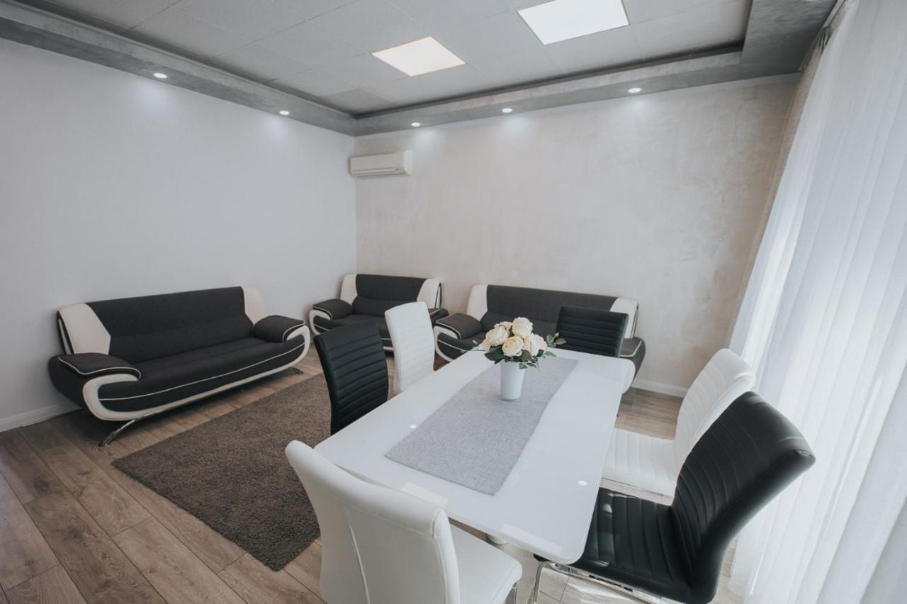 Endlich Zuhause Hotel Сибиу Екстериор снимка